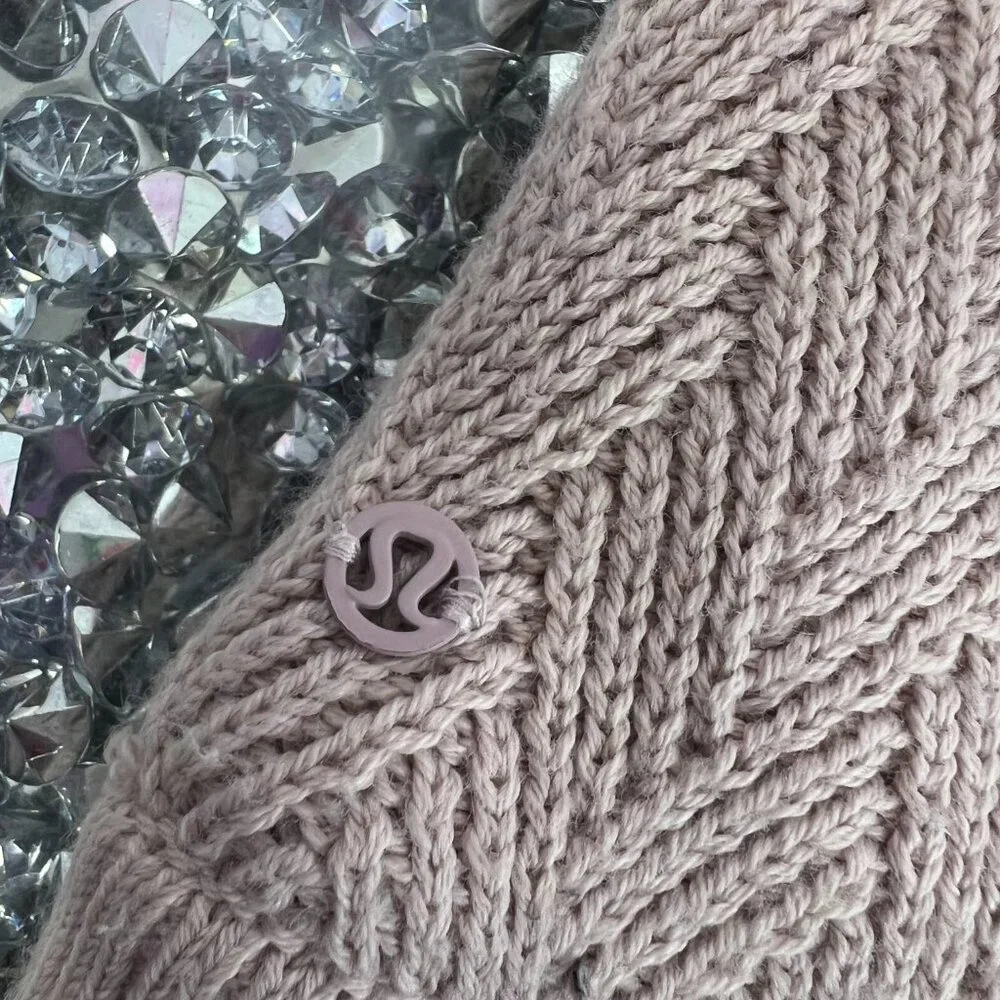 Lululemon 3 piece beanie & glove set tan beige cozy chunky-knit pink mittens fur
